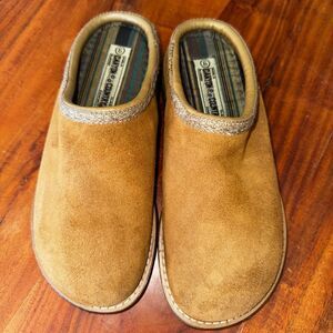 Brown Suede slipon slippers-outdoor sole  sz 6